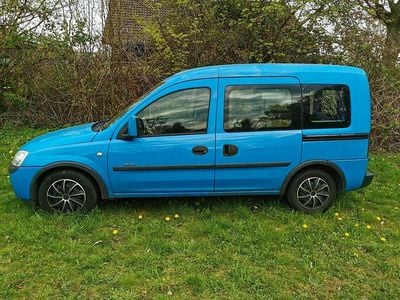 Usata Opel Combo 65 CV (47 kW) 2003 Blu Monovolume