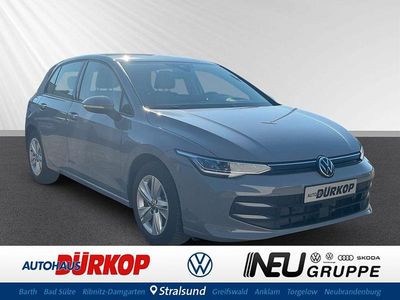 Gebraucht VW Golf VIII Life 150 PS (110 kW) 2025 Grau Limousine