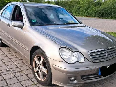 Gebraucht Mercedes C200 122 PS (89 kW) 2006 Grau Limousine