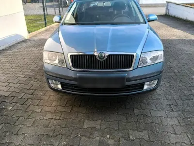 Gebraucht Skoda Octavia 103 PS (75 kW) 2008 Grau Kombi