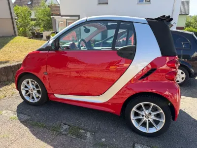 Gebraucht Smart ForTwo Cabrio Passion 71 PS (52 kW) 2013 Rot Cabrio