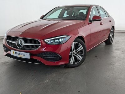 Gebraucht Mercedes C300 Avantgarde 265 PS (194 kW) 2023 Rot Limousine