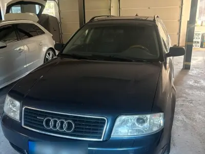 Gebraucht Audi A6 163 PS (119 kW) 2003 Blau Kombi
