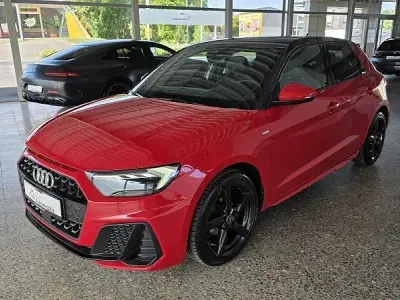 Gebraucht Audi A1 Sportback S-Line 95 PS (69 kW) 2023 Progressivrot met. / grau Kleinwagen