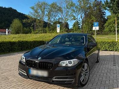 Schwarz Gebraucht 2014 BMW 530 Limousine | 15.000 € (Fairer Preis)