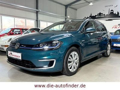 Gebraucht VW Golf 100 kW (136 PS) 2018 Grün Limousine