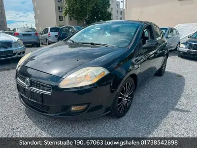 Gebraucht Fiat Bravo Dynamic 120 PS (88 kW) 2007 Schwarz Kleinwagen