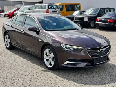 Gebraucht Opel Insignia Innovation 260 PS (191 kW) 2017 Braun Limousine