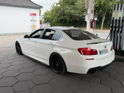 Gebraucht BMW 530 245 PS (180 kW) 2011 Weiß Limousine