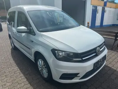 Gebraucht VW Caddy 102 PS (75 kW) 2018 Weiß Van / Kleinbus