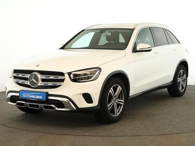Polarweiss Gebraucht 2020 Mercedes GLC200 SUV | 30.880 €