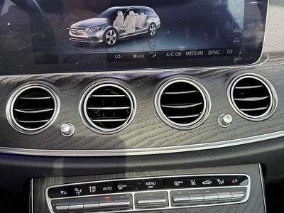 Gebraucht 2019 Mercedes E220 Avantgarde Kombi | 28.999 € (Fairer Preis)