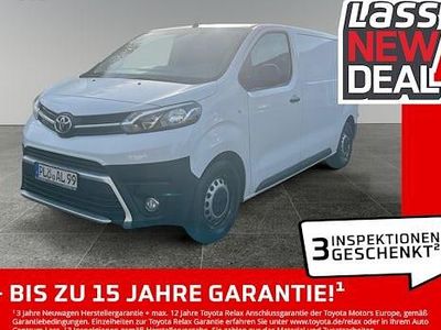 Weiß Gebraucht 2024 Toyota Proace Van / Kleinbus | 27.980 € (Fairer Preis)