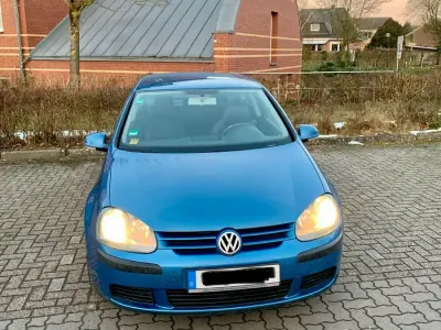 Gebraucht VW Golf V 75 PS (55 kW) 2004 Blau Kleinwagen