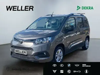 Gebraucht Toyota Proace Verso City 131 PS (96 kW) 2023 Grau Kombi