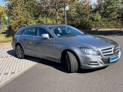 Gebraucht Mercedes CLS350 Shooting Brake Edition 1 265 PS (194 kW) 2014 Grau Kombi