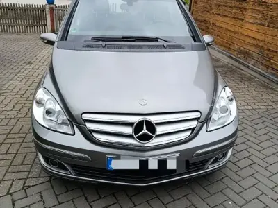 Gebraucht Mercedes B170 116 PS (85 kW) 2005 Grau Van / Kleinbus