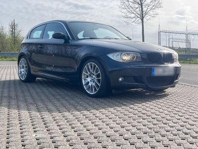 gebraucht BMW 118 i Limited 143ps M-Paket,Carbon-Schwarz