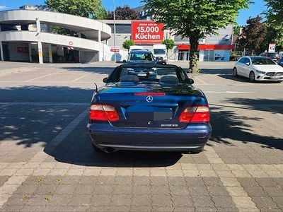 Gebraucht Mercedes CLK200 136 PS (100 kW) 1999 Blau Cabrio