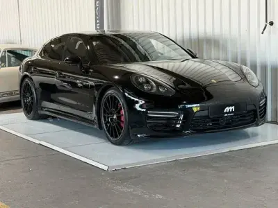 Gebraucht Porsche Panamera GTS Chrono 441 PS (324 kW) 2015 Schwarz Kleinwagen