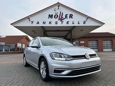 gebraucht VW Golf VII Comfortline 1.6 TDI DSG / Navi AHK