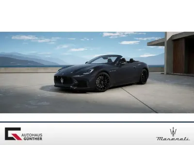 Neu Maserati GranCabrio 590 PS (433 kW) 2026 Hellgrau Cabrio