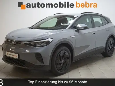 Gebraucht VW ID.4 Pro Performance 150 kW (204 PS) 2023 Mondsteingrau SUV