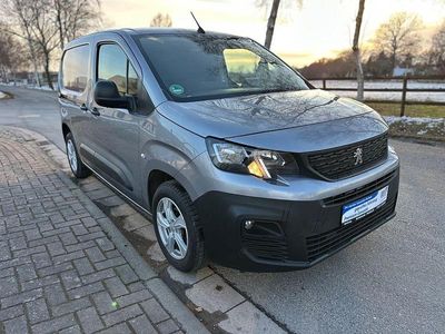 Gebraucht Peugeot Partner Premium 110 PS (80 kW) 2022 Van / Kleinbus