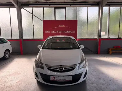 Gebraucht Opel Corsa 65 PS (47 kW) 2014 Weiß Kleinwagen