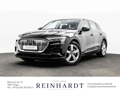 Gebraucht Audi e-tron Ambiente 300 kW (408 PS) 2022 Brillantschwarz SUV