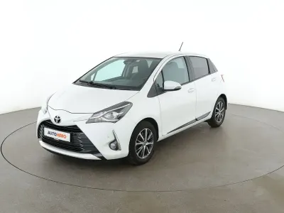 Gebraucht Toyota Yaris Club 120 PS (88 kW) 2020 Weiß Limousine