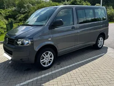 Używany VW T5 102 KM (75 kW) 2013 Szary Van