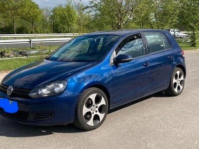 Blau Gebraucht 2010 VW Golf VI Kleinwagen | 5.000 € (Fairer Preis)