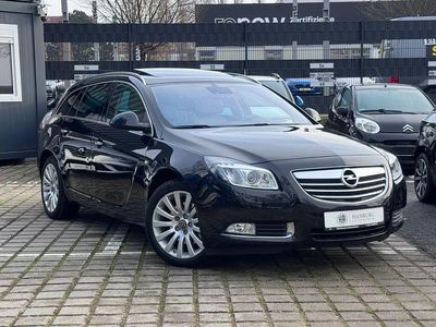 Schwarz Gebraucht 2010 Opel Insignia Cosmo Kombi | 8.970 € (Teuer)