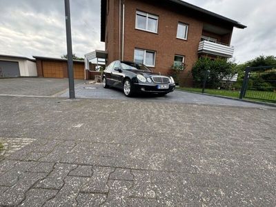 Mercedes E320