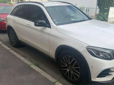 Gebraucht Mercedes GLC250 AMG line 211 PS (155 kW) 2019 SUV