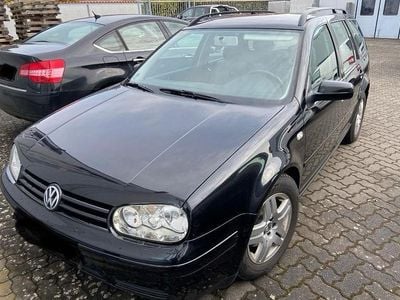 Usata VW Golf IV 105 CV (77 kW) 2001 Nero Station wagon