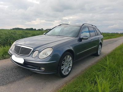 Mercedes E320