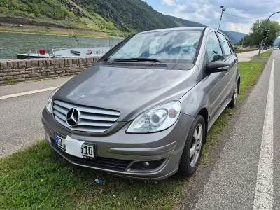 Gebraucht Mercedes B200 136 PS (100 kW) 2006 Grau Van / Kleinbus