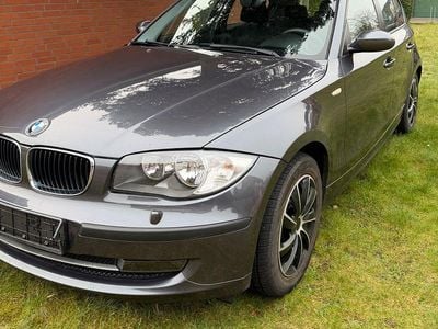 Second-hand BMW 118 143 CP (105 kW) 2008 Gri Hatchback