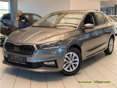 Graphitegrau metallic (metallic) Gebraucht 2021 Skoda Fabia Ambition Limousine | 12.990 € (Superpreis)