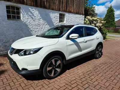 Gebraucht Nissan Qashqai N-Vision 131 PS (96 kW) 2017 Weiß SUV