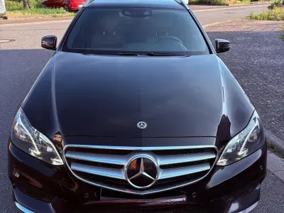 Gebraucht Mercedes E350 AMG line 258 PS (189 kW) 2013 Schwarz Limousine