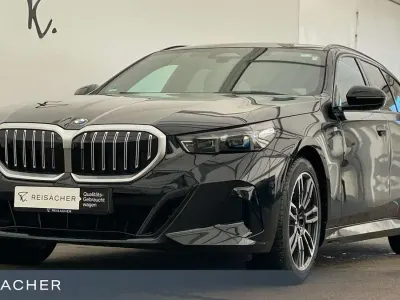 Gebraucht BMW 520 M Sport 197 PS (144 kW) 2025 Schwarz Limousine