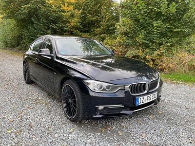 Gebraucht BMW 320 Luxury Line 184 PS (135 kW) 2012 Schwarz Limousine