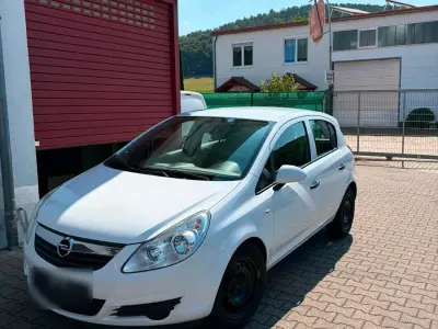 Gebraucht Opel Corsa 60 PS (44 kW) 2009 Weiß Kleinwagen