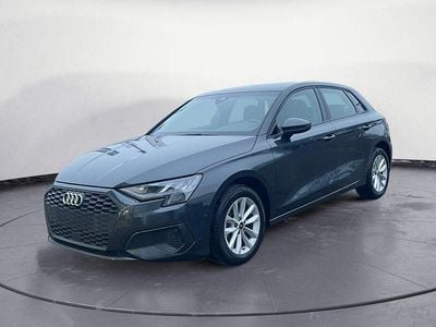Grau Gebraucht 2022 Audi A3 Basis Kombi | 20.360 € (Superpreis)