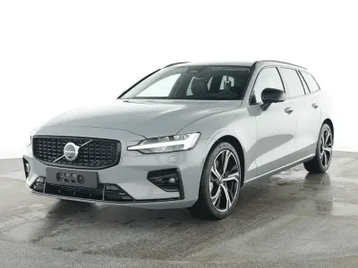 Gebraucht Volvo V60 Plus 197 PS (144 kW) 2026 Grau Kombi