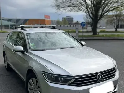 Gebraucht VW Passat Trendline 150 PS (110 kW) 2016 Grau Kombi