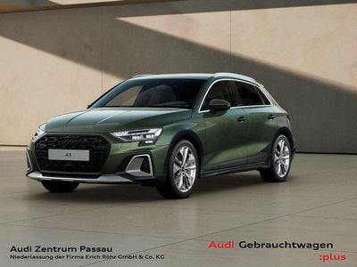 Distriktgrün metallic Gebraucht 2025 Audi A3 Ambiente Limousine | 36.490 € (Superpreis)
